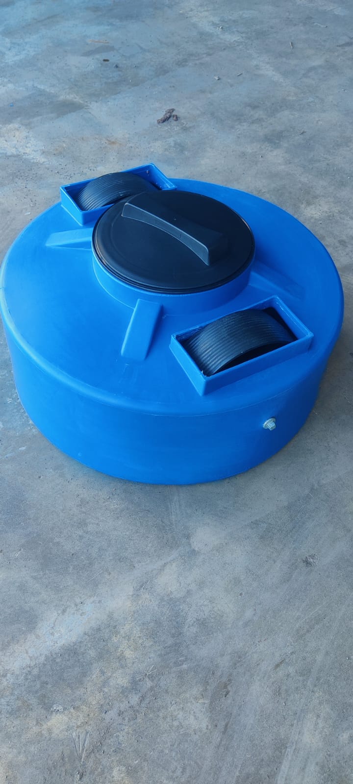 Molasses Feeder